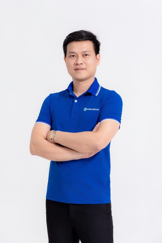 Đội ngũ nhân sự